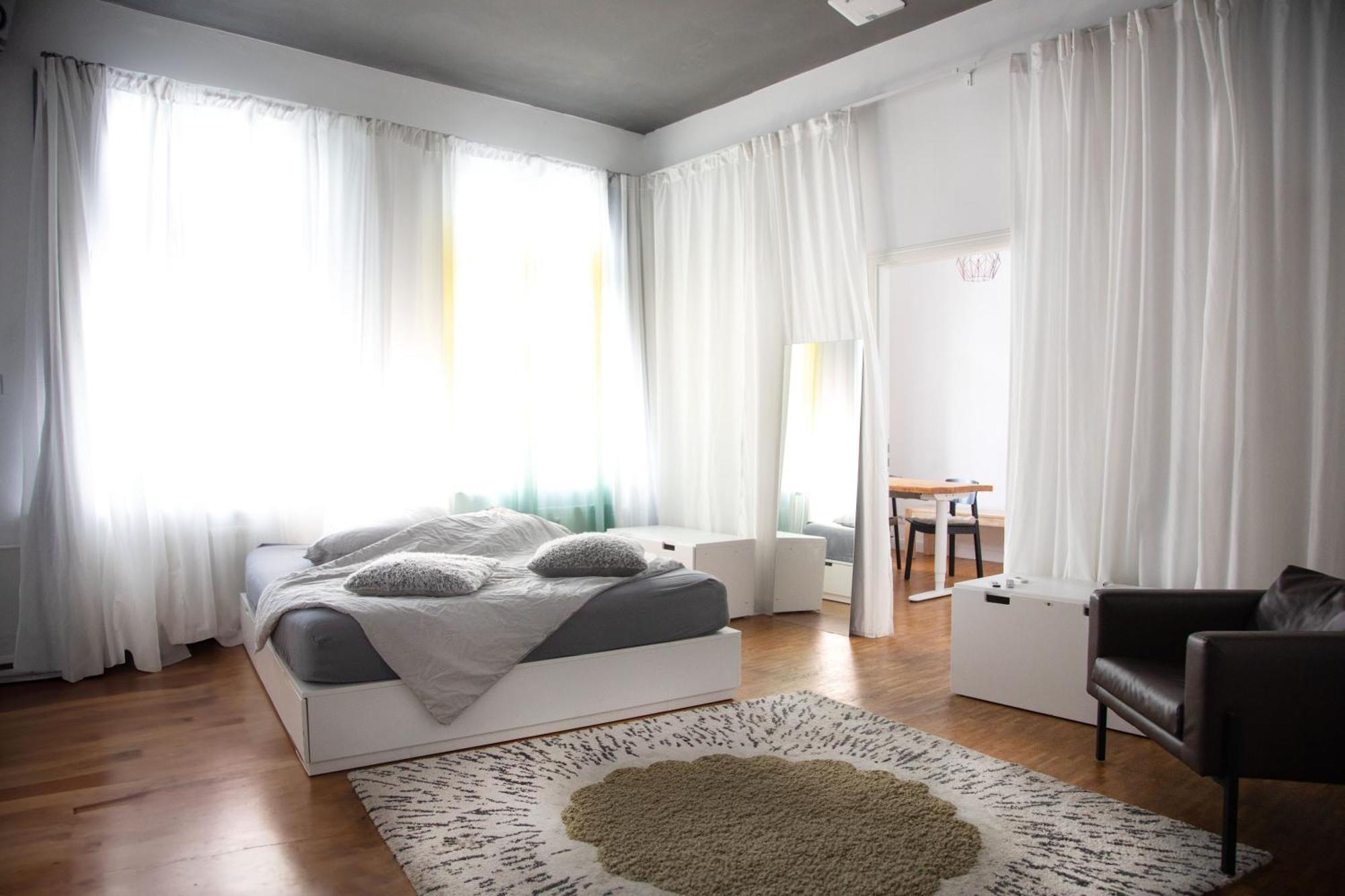 Huge Apartment With Home Cinema And Kitchen In Friedrichshain Berlim Exterior foto